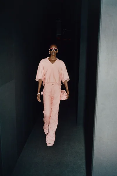 Look 24